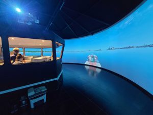 PRANATEC integrated Scalable to create a complete simulation solution for warping and blending high-resolution content on 240-degree collimated screens for the Mexican Navy.